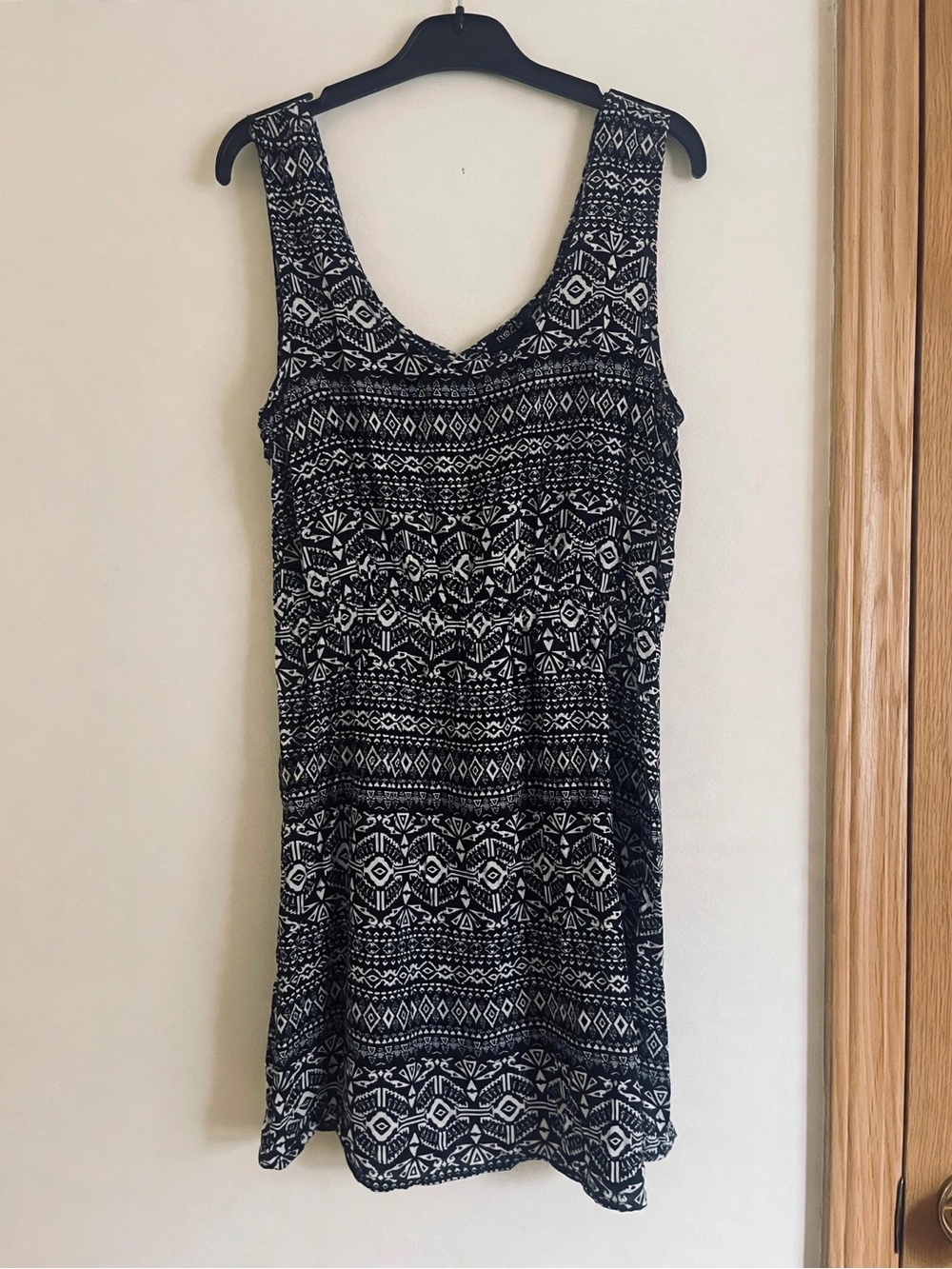 Rue21 Black & White Geometric Midi Dress